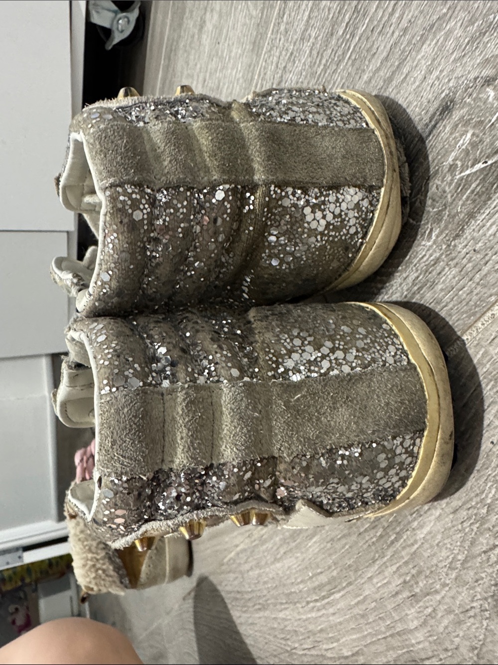 Golden Goose Silver High-Top Sneakers with Star Detail - Picture 6 of 8